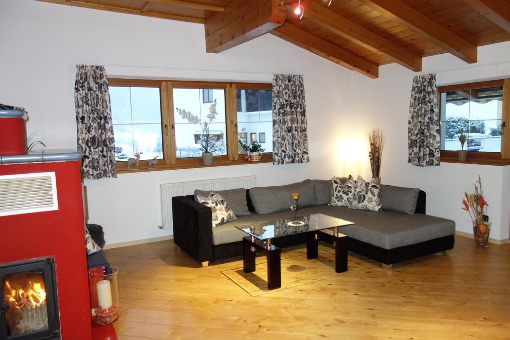 Katja'S Ferienwohnung ทรินส์ ภายนอก รูปภาพ
